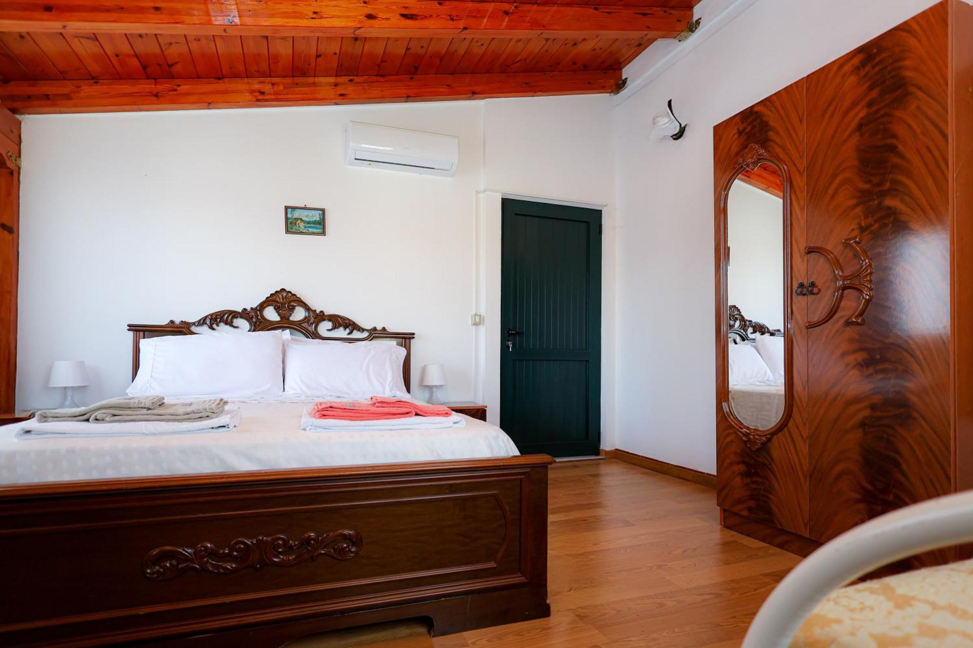 Bed and Breakfast Casa La Pieve Berat Exterior foto